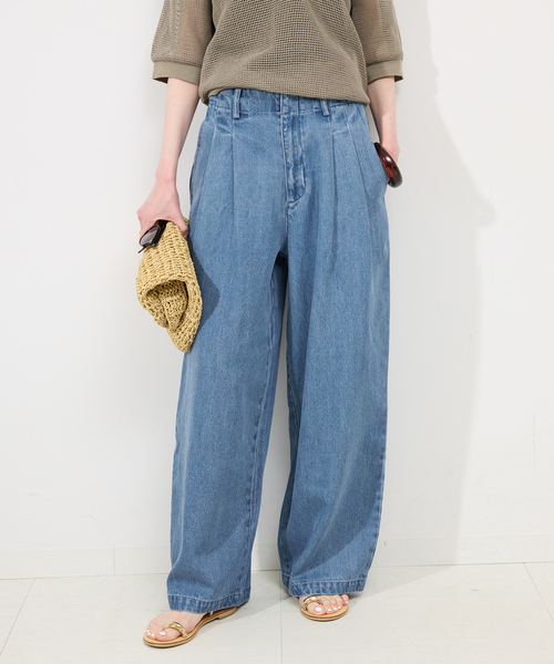 SLOBE IENA(スローブイエナ)の「《4サイズ展開/追加》LEDENIM TUCK TROUSERデニム(デニムパンツ・レディース・ブルー・34/36/38/40)」の13枚目の写真