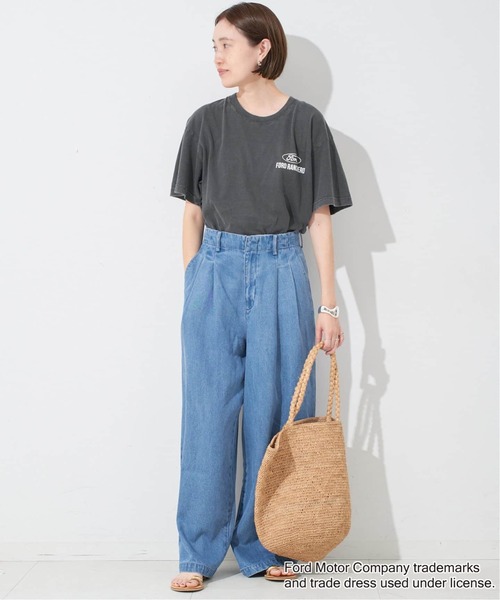 SLOBE IENA(スローブイエナ)の「《4サイズ展開/追加》LEDENIM TUCK TROUSERデニム(デニムパンツ・レディース・ブルー・34/36/38/40)」の14枚目の写真