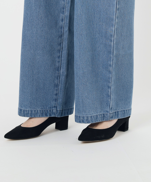 SLOBE IENA(スローブイエナ)の「《4サイズ展開/追加》LEDENIM TUCK TROUSERデニム(デニムパンツ・レディース・ブルー・34/36/38/40)」の12枚目の写真