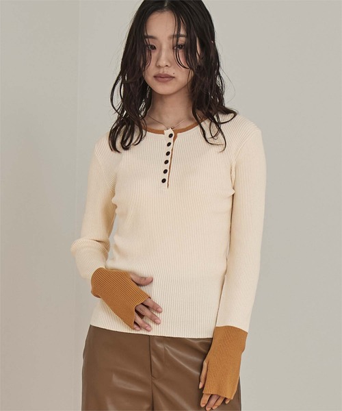 miette(ミエット)の「ハーフボタン配色リブニット(ニット/セーター・レディース・ブラウン/チャコール/ブラック/アイボリー/グレー・FREE)」の22枚目の写真