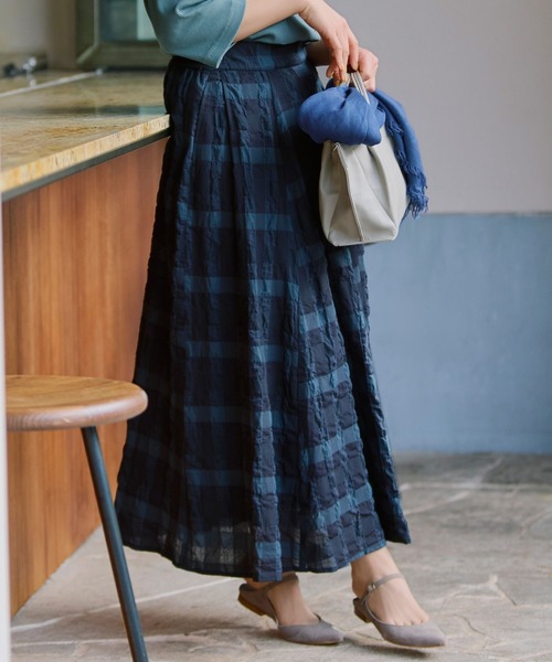 studio CLIP(スタディオクリップ)の「シアーチェックフレアスカート(スカート・レディース・ブラック/キャメル・FREE)」の2枚目の写真