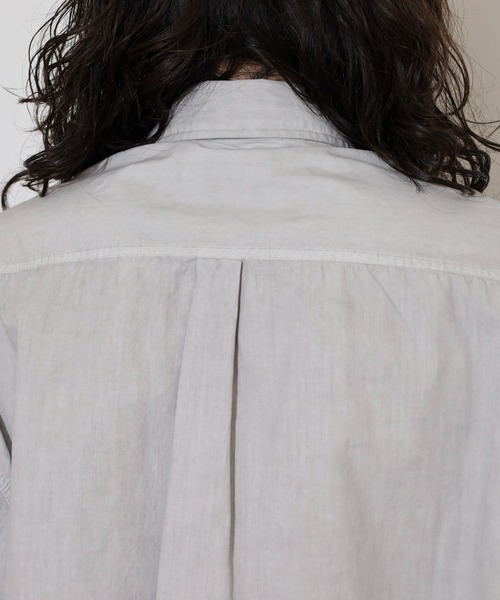 many men many mind（メニーメンメニーマインド）の「MANYMENMANYMINDS セットアップ ピグメント マルチポケット 半袖シャツ＆ショートパンツ（セットアップ・メンズ・ブルー/チャコール/サンドベージュ・L/M）」の9枚目の写真