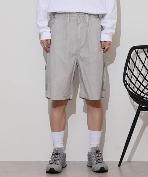 many men many mind（メニーメンメニーマインド）の「MANYMENMANYMINDS セットアップ ピグメント マルチポケット 半袖シャツ＆ショートパンツ（セットアップ・メンズ・ブルー/チャコール/サンドベージュ・L/M）」の10枚目の写真