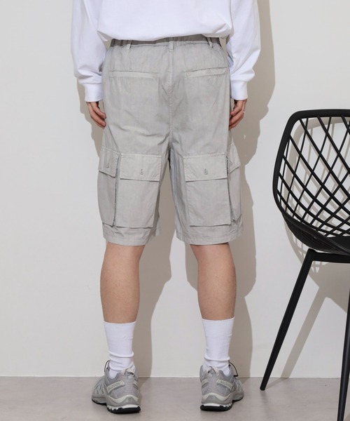 many men many mind（メニーメンメニーマインド）の「MANYMENMANYMINDS セットアップ ピグメント マルチポケット 半袖シャツ＆ショートパンツ（セットアップ・メンズ・ブルー/チャコール/サンドベージュ・L/M）」の12枚目の写真