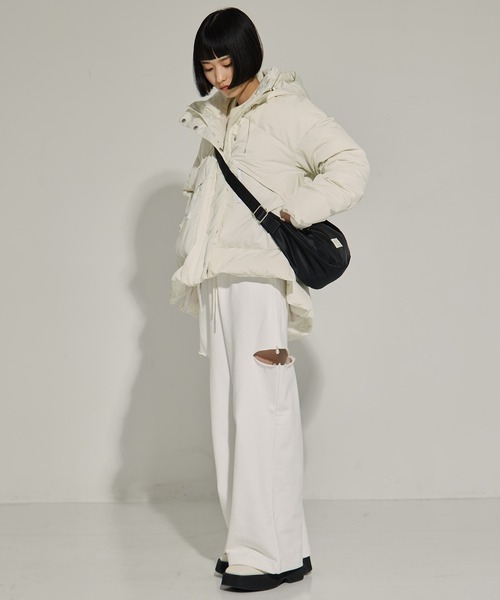 【beautiful people】《STUDIOUS別注》《新型》三日月バッグ beautiful people/ビューティフルピープル】《STUDIOUS別注》《新型