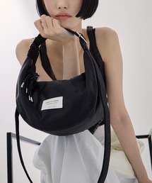 STUDIOUS（ステュディオス）の「【beautiful people/ビューティフルピープル】《STUDIOUS別注》《新型》ナイロンムーンショルダーバッグ/三日月バッグ（ショルダーバッグ）」