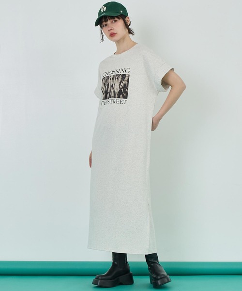ANAP(アナップ)の「フォトプリント Tシャツ ワンピース(ワンピース・レディース・ブラック/ライトグレー・FREE)」の12枚目の写真