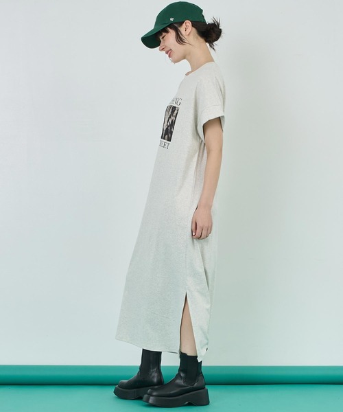 ANAP(アナップ)の「フォトプリント Tシャツ ワンピース(ワンピース・レディース・ブラック/ライトグレー・FREE)」の11枚目の写真