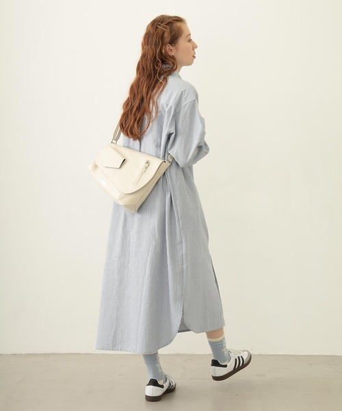 MILKFED.（ミルクフェド）の「ASYMMETRY FLAP BAG（ショルダーバッグ・レディース・オフホワイト/ブラック/バーガンディー・ONE SIZE）」の14枚目の写真