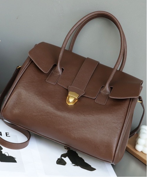 NiiNa(ニーナ)の「【 NiiNa / ニーナ 】高品質牛革2wayダブルポケットハンドレザーバッグ(ショルダーバッグ・レディース・ブラウン/ダークブラウン/ブラック/ブラウン系その他/グレイッシュベージュ/カーキ・FREE)」の21枚目の写真