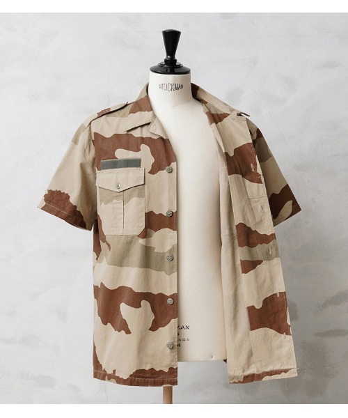 WAIPER.inc（ワイパーインク）の「《USED/古着》実物 USED フランス軍 チャドシャツ 半袖 デザートカモ（シャツ/ブラウス・メンズ・ブラウン系カモフラージュ・41/42/43/44）」の4枚目の写真
