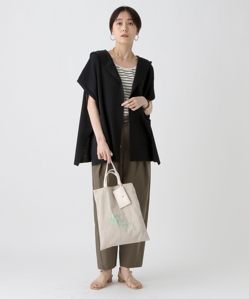 Elura（エルーラ）の「サマープロテクトフードジレ/495592（カーディガン/ボレロ・レディース・ホワイト/ブラック・FREE）」の5枚目の写真