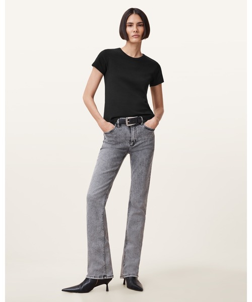 ALLSAINTS(オールセインツ)の「STEVIE SLIM FIT SHORT SLEEVE T-SHIRT | STEVIE スリム フィット 半袖 Tシャツ(Tシャツ/カットソー・レディース・ブラック・S/M/L/XS)」の2枚目の写真