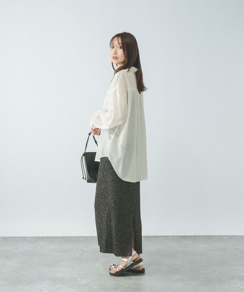 GLOBAL WORK(グローバルワーク)の「レタード刺繍シャツ/494039(シャツ/ブラウス・レディース・ホワイト/ストライプ・LARGE/MEDIUM)」の4枚目の写真