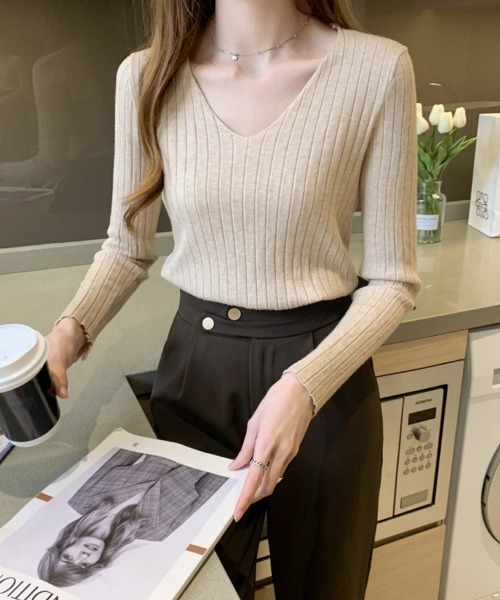 shoppinggo(ショッピングゴー)の「ニットセーター春物 レディース 長袖 Vネック(Tシャツ/カットソー・レディース・キャメル/グレー/ブラウン/ベージュ/ブラック・FREE)」の18枚目の写真