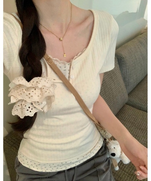 LADY LIKE(レディライク)の「ヘンリーネックレイヤード風半袖トップス(Tシャツ/カットソー・レディース・ネイビー/アイボリー/サックスブルー・M/S/L)」の6枚目の写真