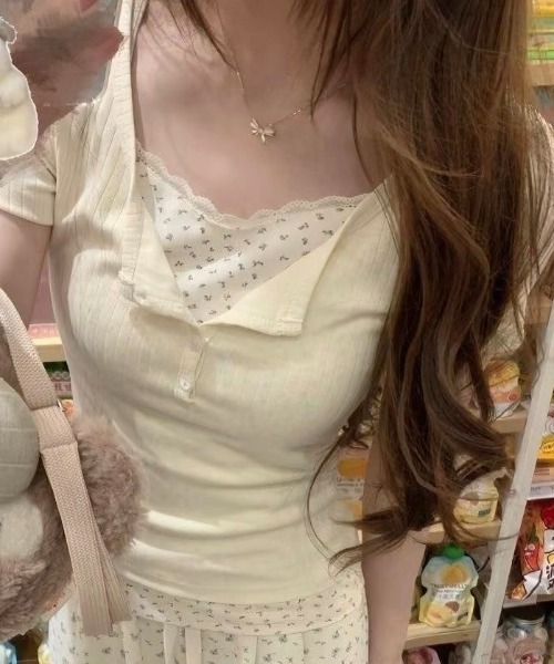 LADY LIKE(レディライク)の「ヘンリーネックレイヤード風半袖トップス(Tシャツ/カットソー・レディース・ネイビー/アイボリー/サックスブルー・M/S/L)」の17枚目の写真