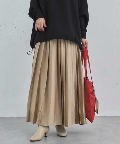 Doux archives（ドゥアルシーヴ）の「ランダムプリーツスカート（スカート・レディース・ネイビー/ベージュ/アイボリー・FREE）」の3枚目の写真