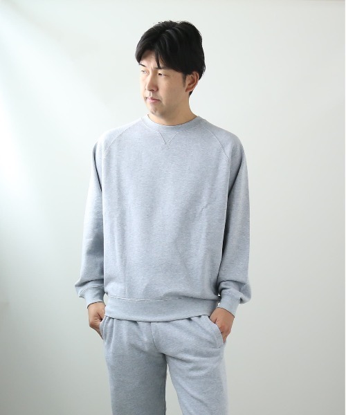 United Athle(ユナイテッドアスレ)の「UnitedAthle ユナイテッドアスレ ラグランスリーブ スウェット(スウェット・メンズ・ブラック/ミックスグレー/ネイビー・L/M/XL)」の2枚目の写真
