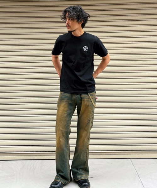 B'day(ビーデイ)の「ヘヴィウェイト天竺 ワンポイント刺繍 半袖 クルーネック コットン100%(Tシャツ/カットソー・メンズ・ブラック/ホワイト/グレイッシュベージュ・LARGE/MEDIUM)」の5枚目の写真