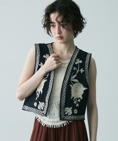 合馬公式アカウント1様PLEATS PLEASE チェック ベスト ボタニカル Poplin Stripe Block Print Smocking Sleeveless Dress | Pasand