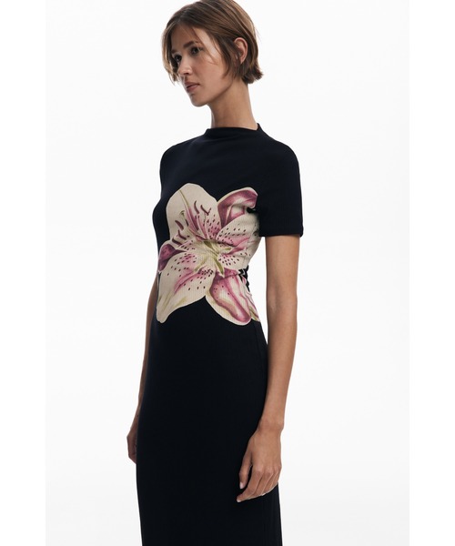 Desigual（デシグアル）の「オーキッドプリントモックネックドレス 結婚式 二次会 フォーマル（ワンピース・レディース・ブラック・S/M/L/XL/XS）」の4枚目の写真