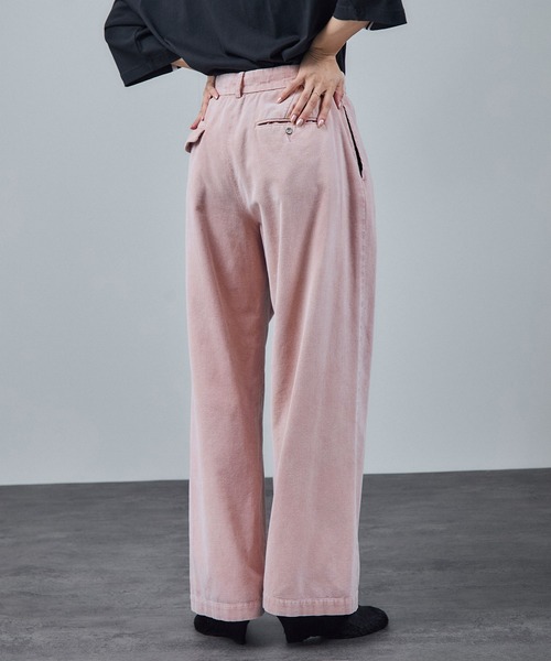 SALON adam et rope'(サロン アダム エ ロペ)の「フェードコーデュロイパンツ / セットアップ対応(その他パンツ・レディース・ピンク/ブラウン/チャコールグレー・M/S)」の3枚目の写真