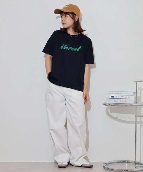 BRODIAEA(ブローディア)の「BRODIAEA 配色パイルロゴ半袖Tシャツ(Tシャツ/カットソー・レディース・ロイヤルブルー/ベージュ/オフホワイト/ネイビー・40)」の16枚目の写真