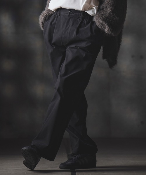 GLIMCLAP(グリムクラップ)の「mp13870-Wide-leg trousers-stretch chino cloth- チノパンツ(チノパンツ・メンズ・チャコール/ベージュ/ブラック・S/M/L)」の6枚目の写真