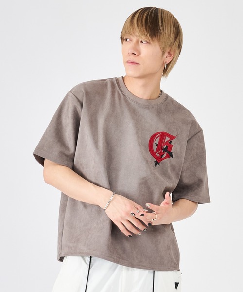 スズラン刺繍カットソー専用出品 セール】高級な立体人気の刺繍ロゴTシャツ（Tシャツ/カットソー