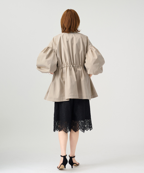 VERMEIL par iena（ヴェルメイユパーイエナ）の「《追加》ノーカラーギャザーZIPブルゾン（その他アウター・レディース・ブラック/ベージュ/ネイビー・FREE）」の5枚目の写真