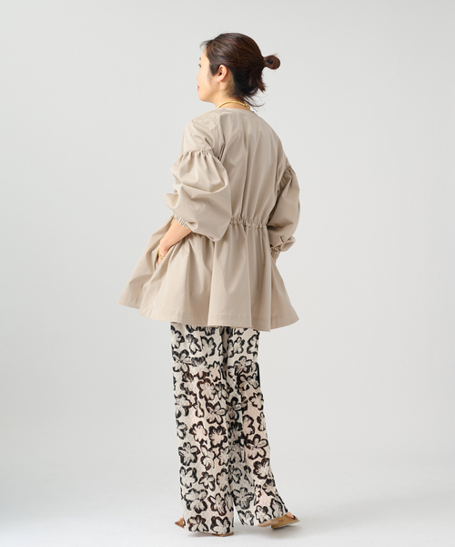 VERMEIL par iena（ヴェルメイユパーイエナ）の「《追加》ノーカラーギャザーZIPブルゾン（その他アウター・レディース・ブラック/ベージュ/ネイビー・FREE）」の12枚目の写真