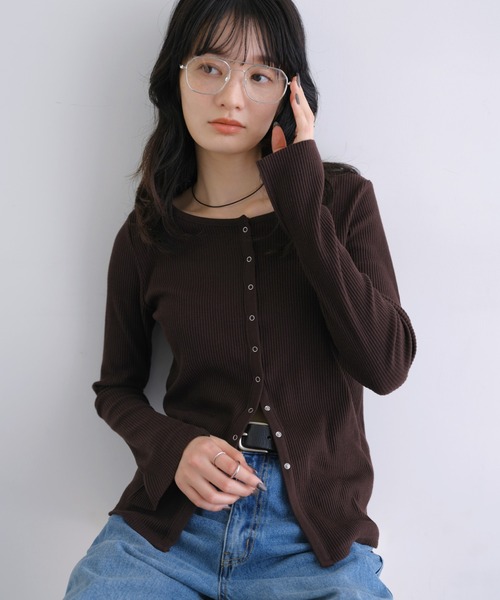 andme（アンドミー）の「セルフカットリブスナップボタン長袖カーディガントップス（カーディガン/ボレロ・レディース・キナリ/スミクロ/杢グレー/ダークブラウン/ブラック・M）」の5枚目の写真