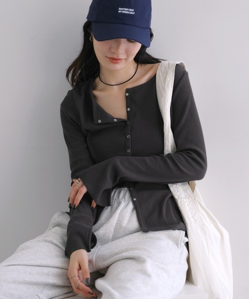 andme（アンドミー）の「セルフカットリブスナップボタン長袖カーディガントップス（カーディガン/ボレロ・レディース・キナリ/スミクロ/杢グレー/ダークブラウン/ブラック・M）」の4枚目の写真