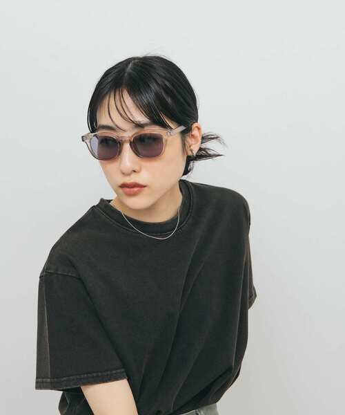 KBF（ケイビーエフ）の「ウェリントンフレームサングラス（メガネ・レディース・ブラウン/グレー系その他/ブラック・ONE）」の11枚目の写真