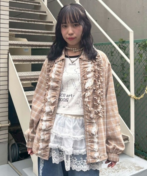 Candy Stripper（キャンディストリッパー）の「CHECK FRILL ジャケット（ノーカラージャケット・レディース・ベージュ/レッド/ブラック・FREE）」の10枚目の写真