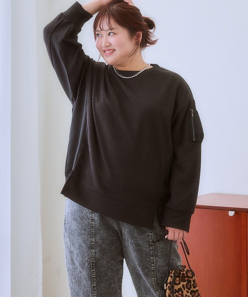 SMILE LAND(スマイルランド)の「<大きいサイズ>異素材使い袖ポケット変わりカノコカットソープルオーバー(Tシャツ/カットソー・レディース・ブラック/ブラウン系・5L/4L/3L/LL/L)」の6枚目の写真