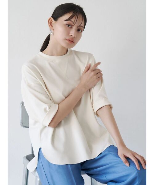 TONAL(トーナル)の「Vガゼットブラウス(シャツ/ブラウス・レディース・オフホワイト/ネイビー/ブラウン/ライトブルー・MEDIUM)」の2枚目の写真