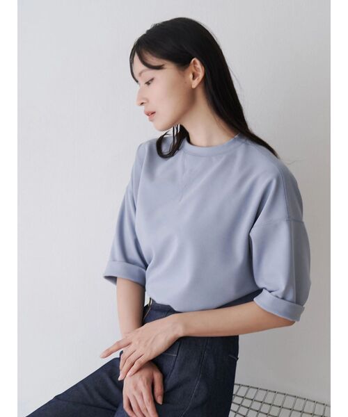 TONAL(トーナル)の「Vガゼットブラウス(シャツ/ブラウス・レディース・オフホワイト/ネイビー/ブラウン/ライトブルー・MEDIUM)」の19枚目の写真
