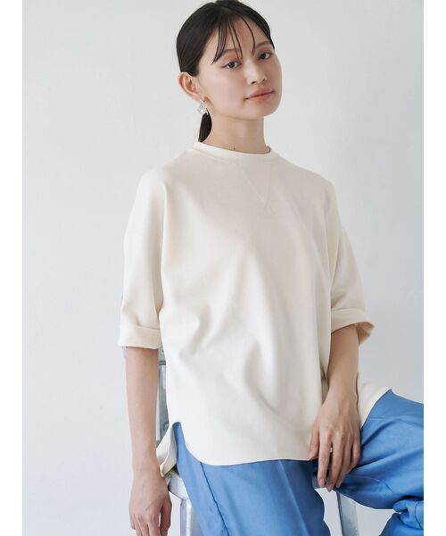 TONAL(トーナル)の「Vガゼットブラウス(シャツ/ブラウス・レディース・オフホワイト/ネイビー/ブラウン/ライトブルー・MEDIUM)」の21枚目の写真