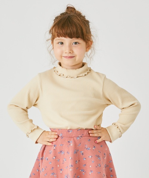 ever closet（エバークローゼット）の「タートルネック  リブトップス（Tシャツ/カットソー・キッズ・グレー系その他/ブラック/ピンク系その他/ブルー系その他4/ブラック系その他/ホワイト系その他/ベージュ系その他/ブラウン/ホワイト/ベージュ/ピンク/ワインレッド/グリーン系その他/ラベンダー/ミント・80ｃｍ/90cm/100cm/110cm/120cm/130cm/140cm/150cm/160cm）」の7枚目の写真