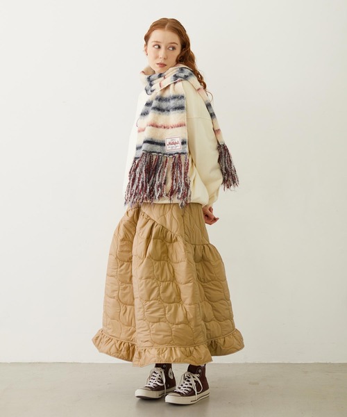 MILKFED.(ミルクフェド)の「QUILTED FLARED SKIRT(スカート・レディース・ブラック/オリーブ/ベージュ・ONE SIZE)」の15枚目の写真
