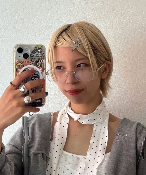 CIAOPANIC(チャオパニック)の「アンティーク風リムレスメガネ(サングラス・レディース・ゴールド/シルバー・FREE)」の2枚目の写真