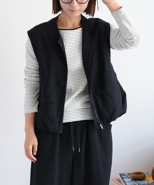 cepo(セポ)の「〈セットアップ対応〉カルゼスソバルーンジップベスト(ベスト・レディース・ブラック/キャメル・M)」の9枚目の写真