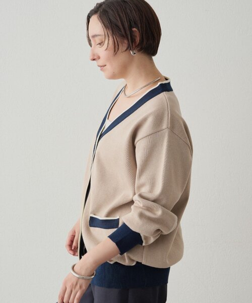LOUNGEDRESS(ラウンジドレス)の「配色ラインニットカーデ(ニット/セーター・レディース・ベージュ/ネイビー・FREE)」の8枚目の写真