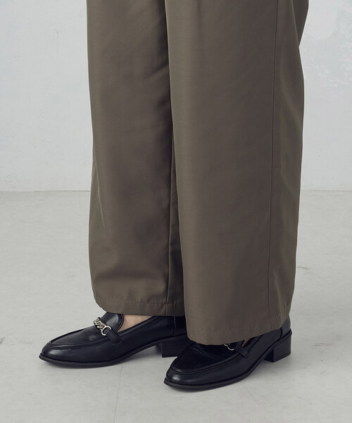 COMME CA ISM（コムサイズム）の「【セットアップ対応】ポリエステルツイル　ワイドテーパードパンツ（その他パンツ・レディース・カーキ/ブラック・LARGE/MEDIUM）」の16枚目の写真