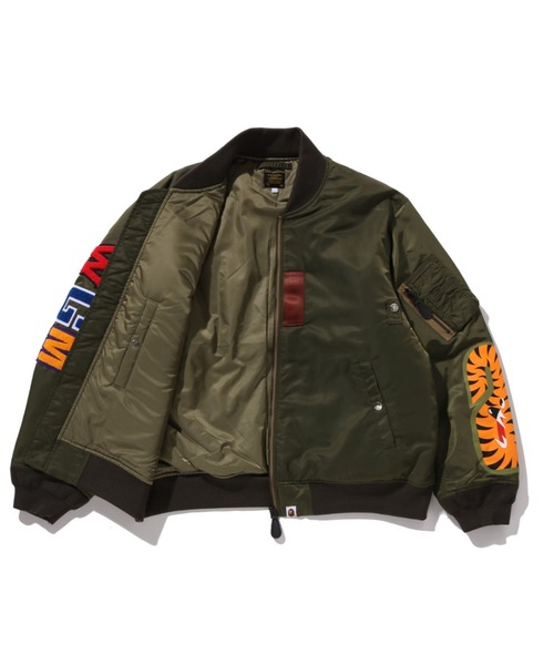 A BATHING APE（アベイシングエイプ）の「SHARK MA-1（MA-1・メンズ・オリーブ/ブラック・XX-LARGE/SMALL/X-LARGE/MEDIUM/LARGE）」の6枚目の写真