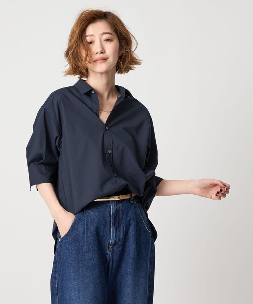 新品未使用　＜conte＞レギュラーカラーショートスリーブシャツ　コバルト conte＞レギュラーカラー ショートスリーブシャツ（シャツ