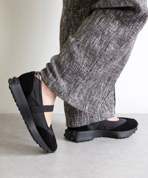 Minnetonka（ミネトンカ）の「MINNETONKA ミネトンカ / メリージェーンスニーカー 25M06（スニーカー・レディース・ブラック/シルバー/ダークグレー/アイボリー・6/8/9/7/10）」の20枚目の写真