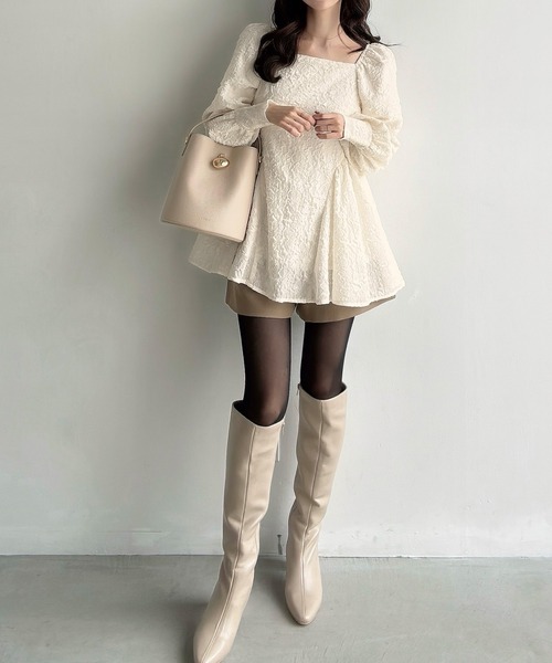 Meiru(メイル)の「スクエアネックジャガードペプラムトップス(薄手)(シャツ/ブラウス・レディース・ブルー系その他/ブラック/クリーム・SMALL/MEDIUM/LARGE)」の6枚目の写真